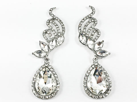 Fancy Beautiful Floral Pattern Design Crystals Fashion Earrings