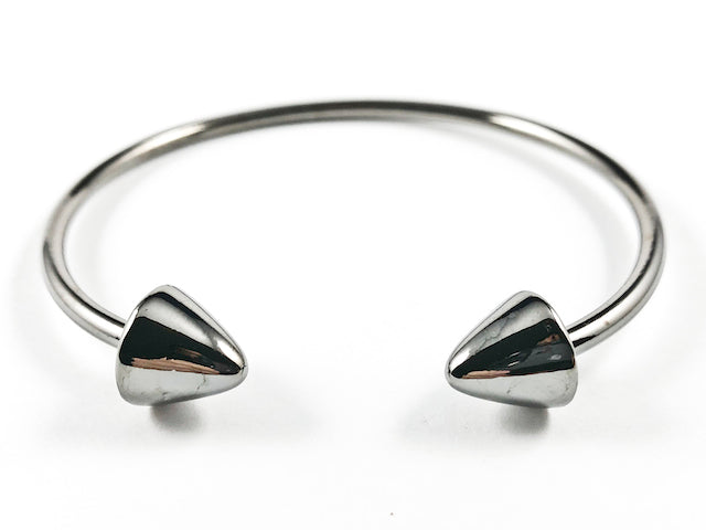 Nice Shiny Metallic Thick Arrows Duo Ends Design Black Rhodium Tone Brass Cuff Bangle