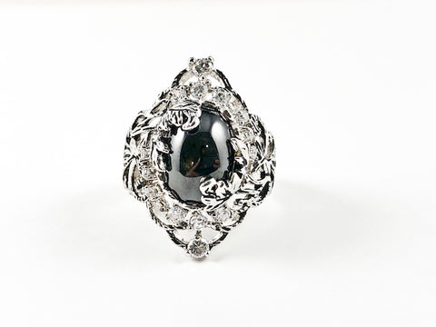 Vintage Diamond Shape Black Center Stone Brass Ring