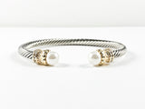 Modern Wire Texture Vintage Crown Pearl Duo Ends Design Brass Bangle