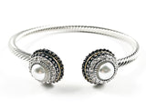 Beautiful Wire Band Texture With Duo Layered Round Stone Two Tone Style Brass Bangles