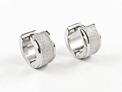 Nice Center Glitter Texture Design Dainty Huggie Steel Earrings