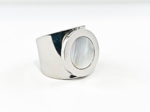 Beautiful Center Round Center Mother Of Pearl Circle Disc Steel Ring