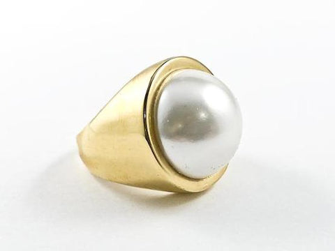 Modern Half Round Center Pearl Polished Gold Tone Band Steel Ring