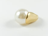 Large Round Center Pearl With Thick Band Yellow Gold Steel Ring