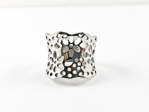Unique Modern Floral Pattern Solid Metallic Steel Ring