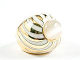 Beautiful Round White Enamel & Gold Tone Pattern Center Mother Of Pearl Stone Steel Ring