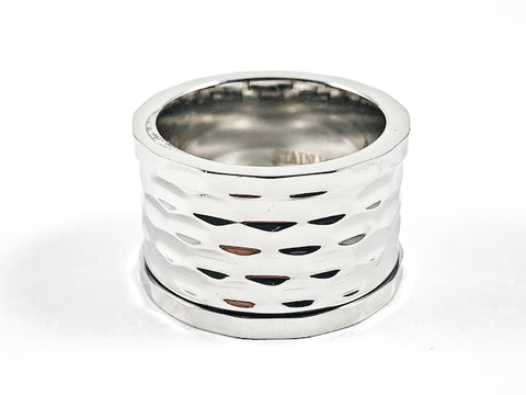 Elegant Thick Hammered Texture Design Shiny Metallic Steel Eternity Band Ring