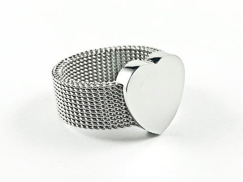 Nice Mesh Band Texture With Center Shiny Metallic Heart Charm Steel Ring