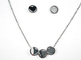 Nice Shiny Metallic Round Shape Center Heart 3 Piece Pendant Design Earring Necklace Set Steel