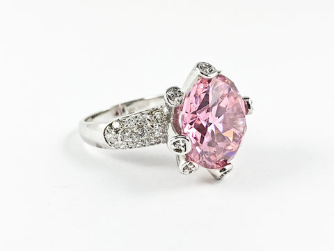 Classic Unique Round Center Pink CZ Setting Silver Ring