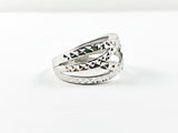 Beautiful Crossover Design Hammered Style Shiny Silver Ring
