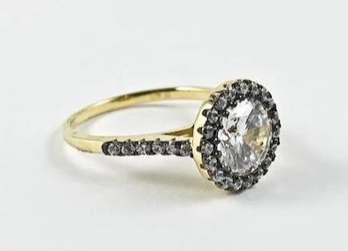 Beautiful Classic Round Cut Elegant Design CZ Silver Ring