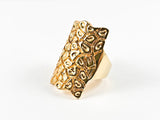 Casual Bold Hammered Pebble Design Long Yellow Gold Plated Silver Ring