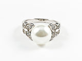 Beautiful Center Round Pearl With CZ Butterfly Sides Design Silver Ring